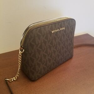 Michael Kors crossbody bag